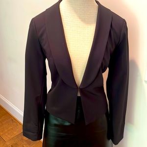 Chicos cropped tuxedo blazer